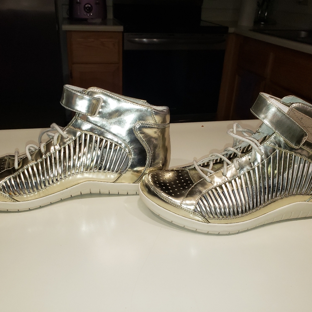 Gold Sneakers Tsubo by Timo Weiland Gold Hightops